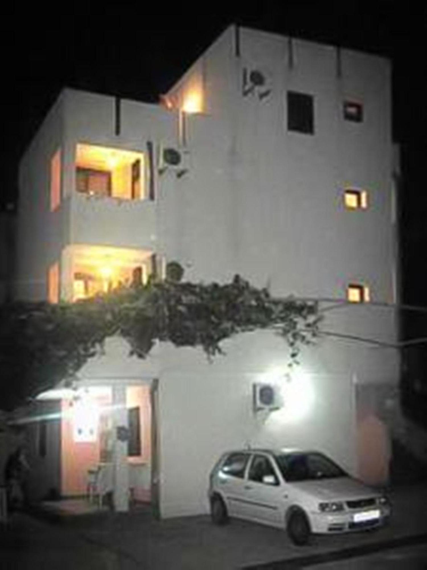 Apartments Bojanic Бар Екстер'єр фото